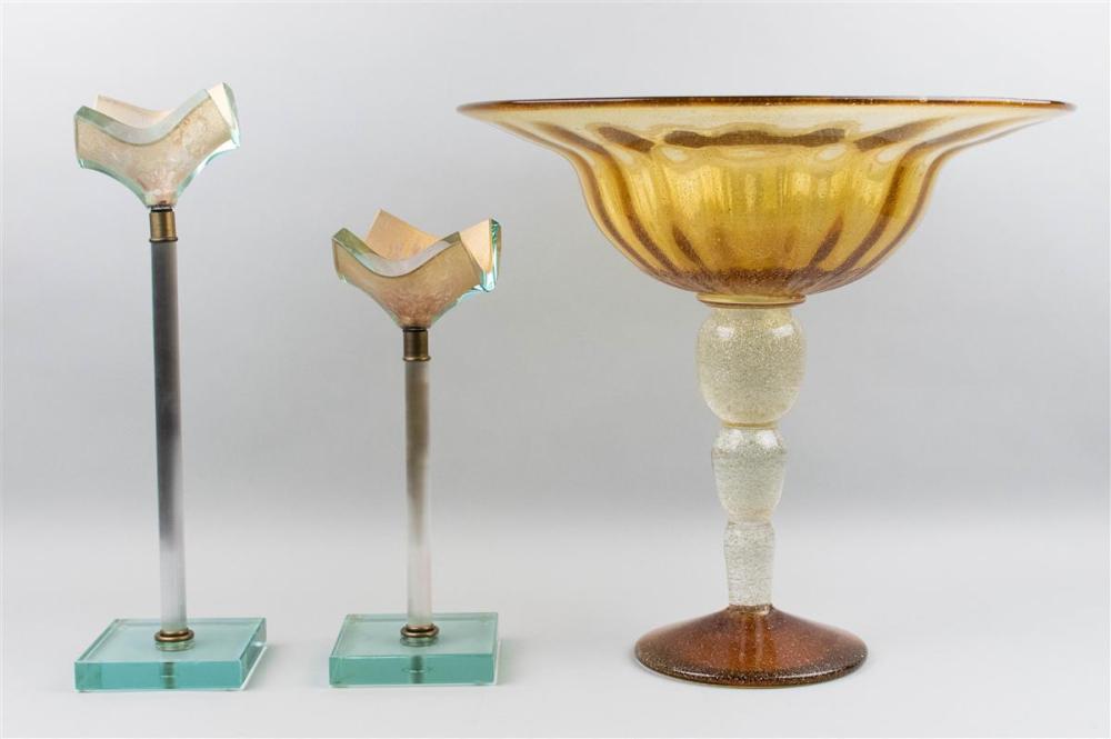 THREE PIECES OF ART GLASSTHREE