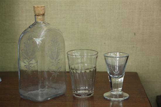 THREE PIECES OF BLOWN GLASS. A