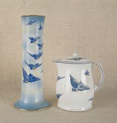 Three pieces of China with blu