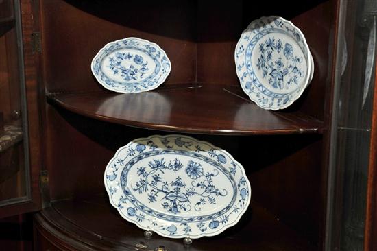 THREE PIECES OF MEISSEN