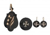THREE PIECES OF ONYX AND SEED