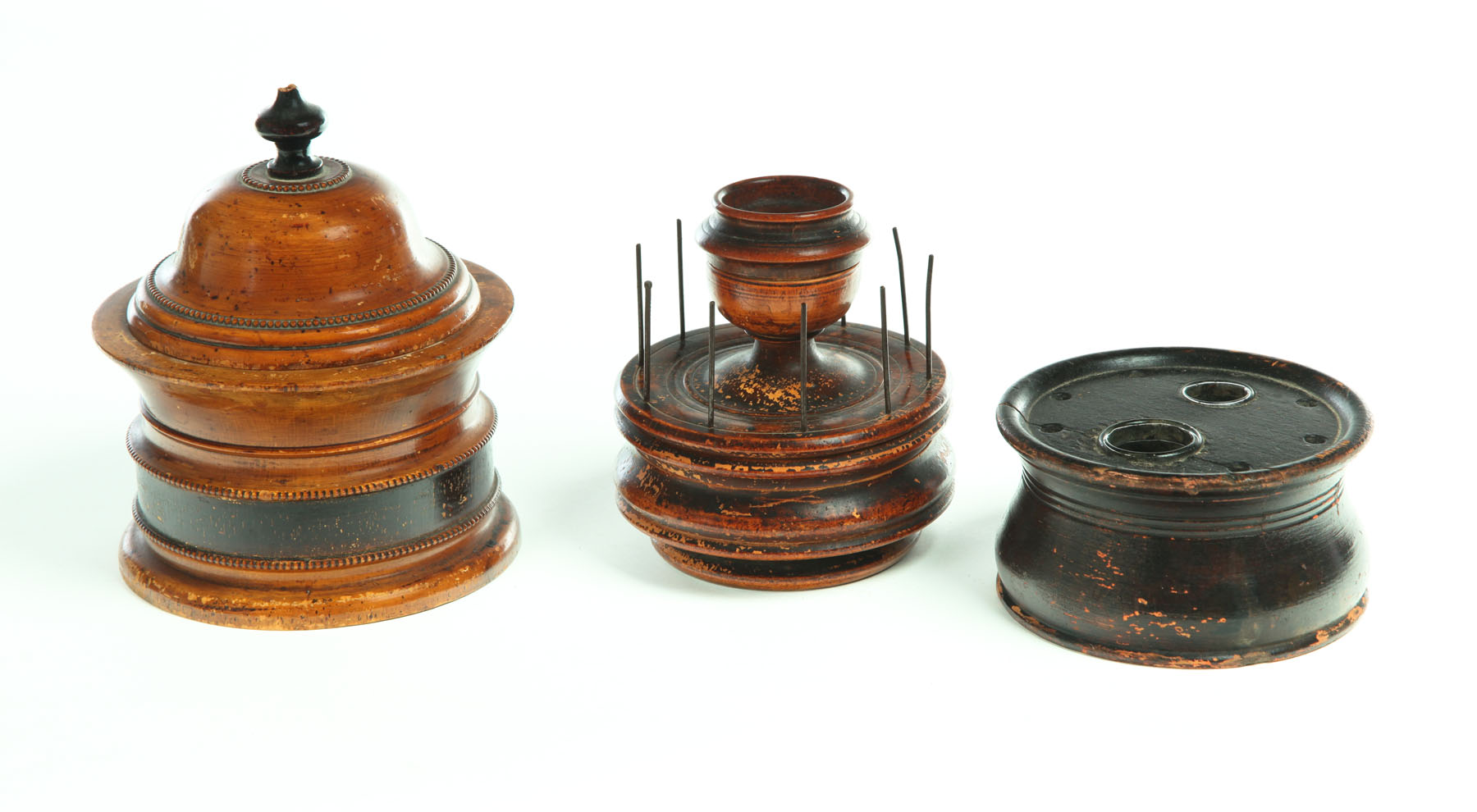 THREE PIECES OF TREENWARE. 