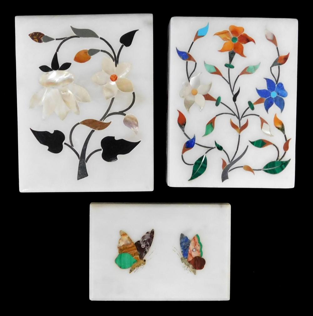 THREE PIECES OF WHITE MARBLE PIETRA