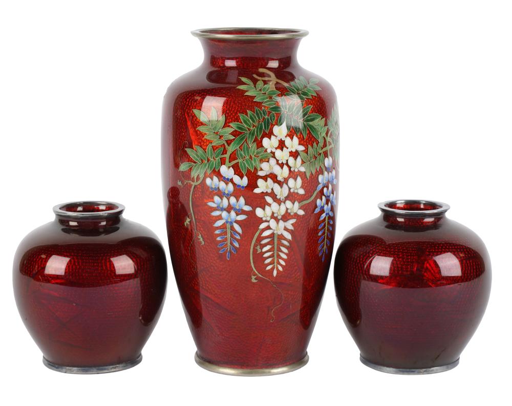 THREE PIGEON'S BLOOD GINBARI