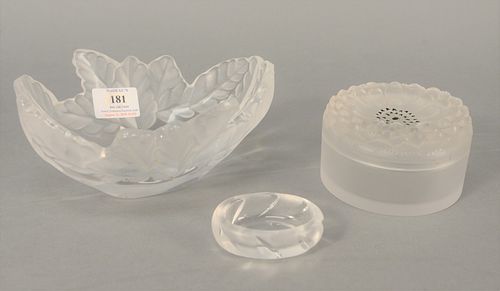THREE RENE LALIQUE GLASS PIECES,