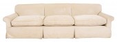 THREE SEATER WHITE RIBBED CHEN