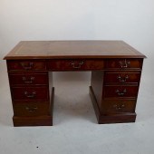 THREE-SECTION KNEEHOLE DESKThr