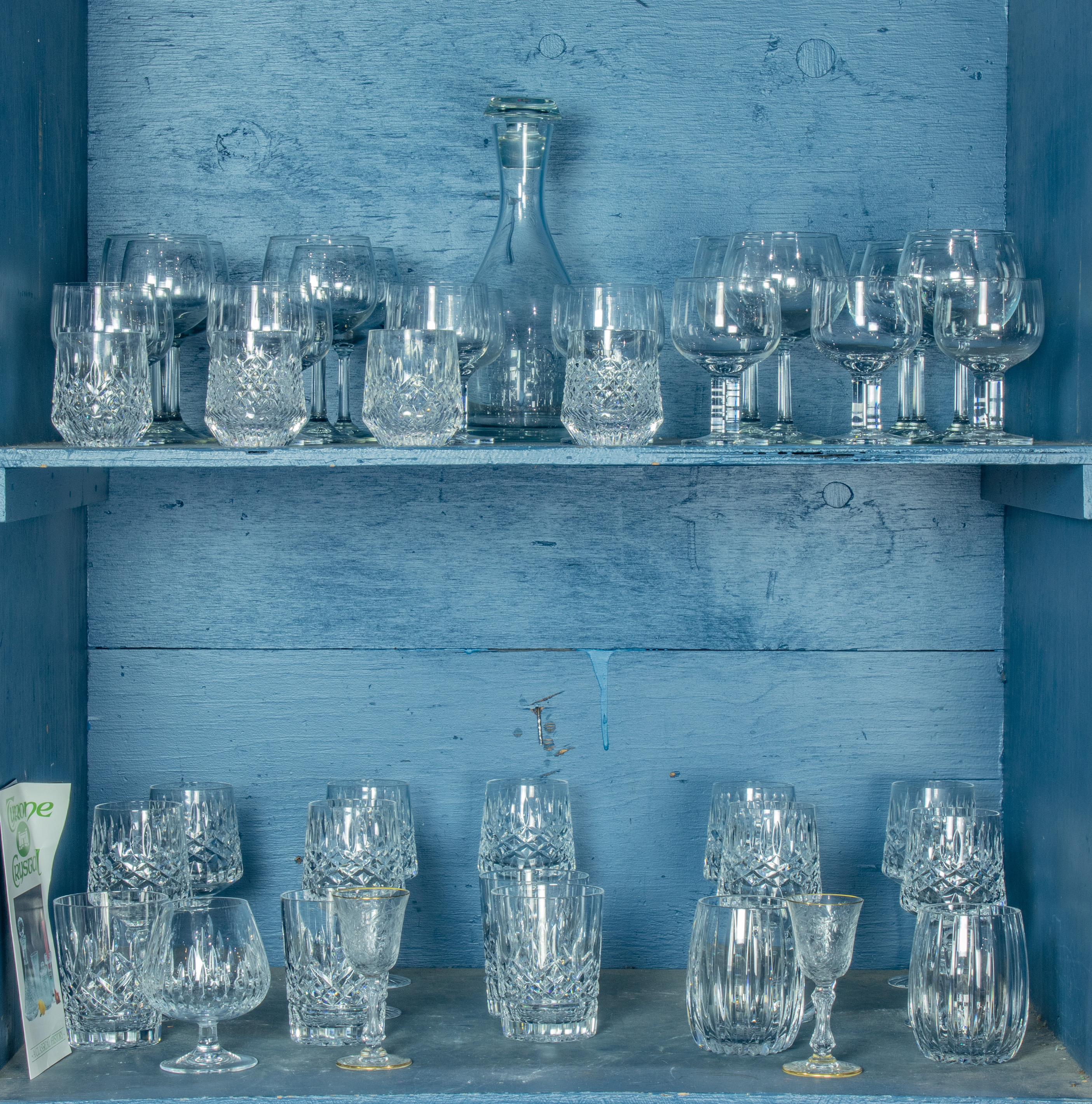 THREE SHELVES OF ASSOCIATED CRYSTAL
