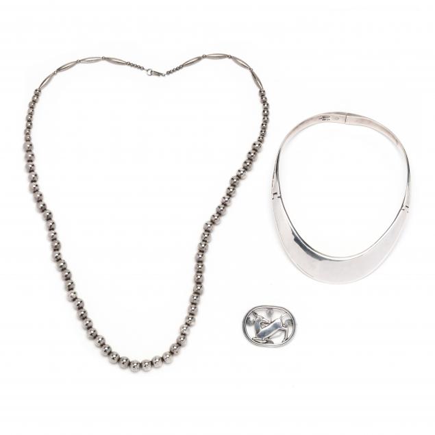 THREE SILVER JEWELRY PIECES To