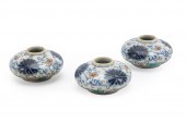 THREE SMALL CHINESE DOUCAI WAT