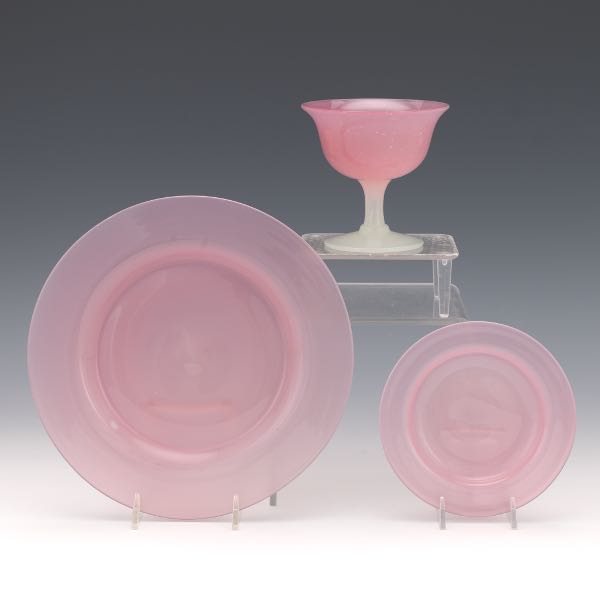 THREE STEUBEN ROSALINE DISHES 