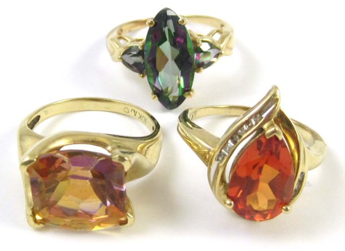 THREE TEN KARAT GOLD RINGS