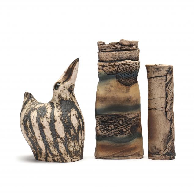 THREE VENEZUELAN ART POTTERY