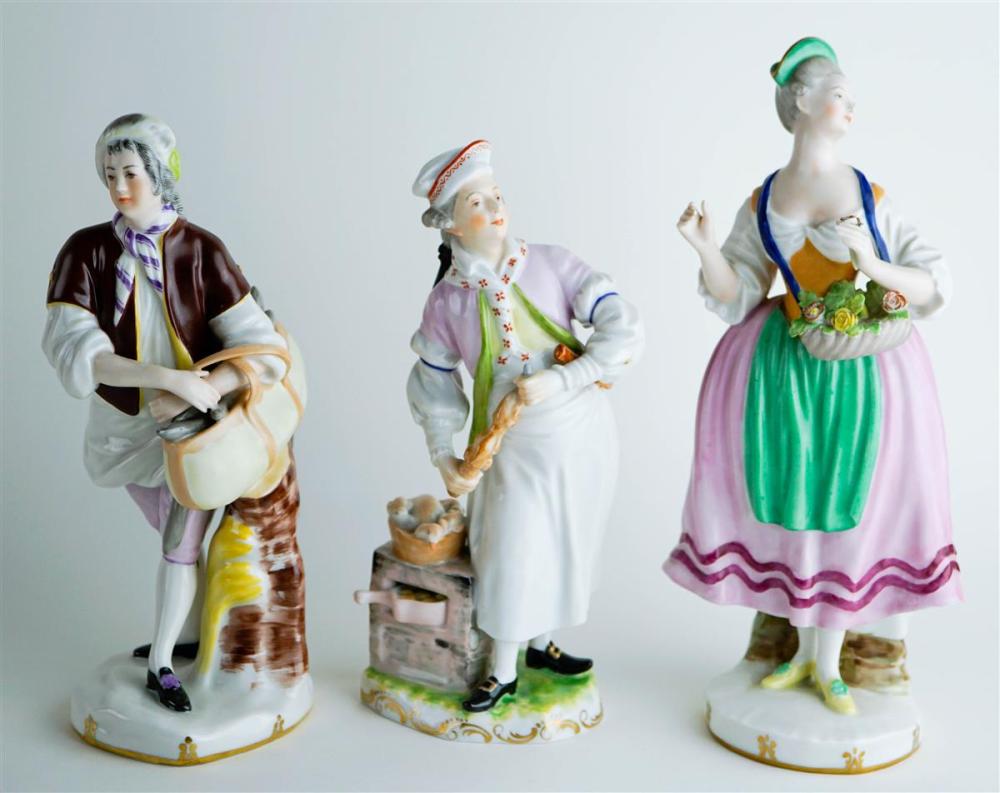 THREE VIENNA AUGARTEN PORCELAIN