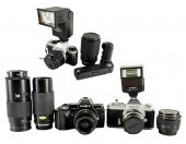 THREE VINTAGE CAMERAS & ACCESS