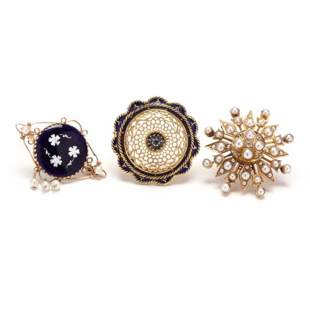 THREE VINTAGE GOLD AND GEM-SET