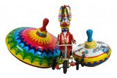 THREE VINTAGE TIN TOYSincludin
