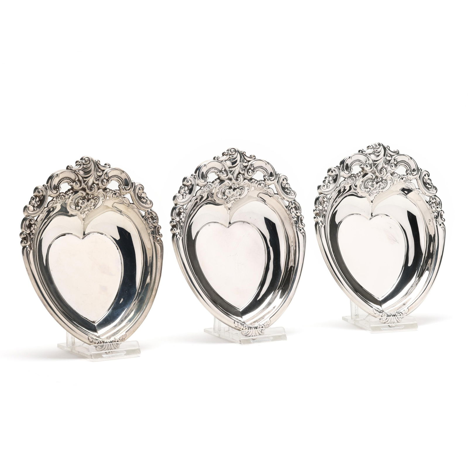 THREE WALLACE  GRANDE BAROQUE 