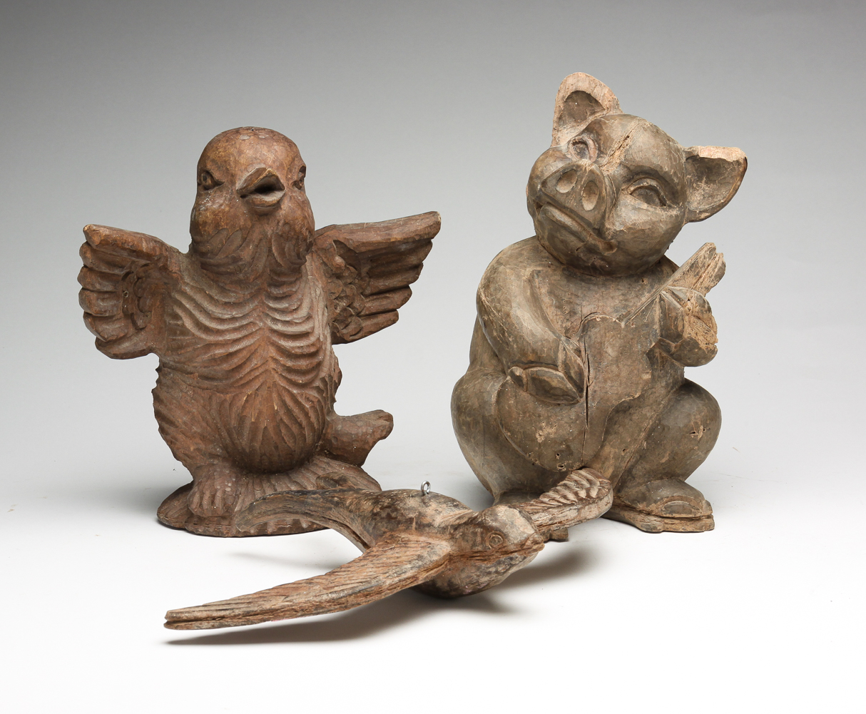 THREE WOODEN MOLDS OF BIRDS AND