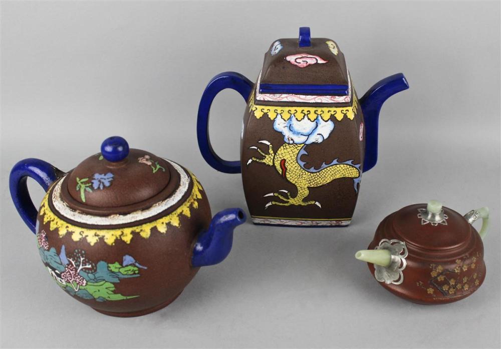 THREE YIXING TEAPOTSTHREE YIXING