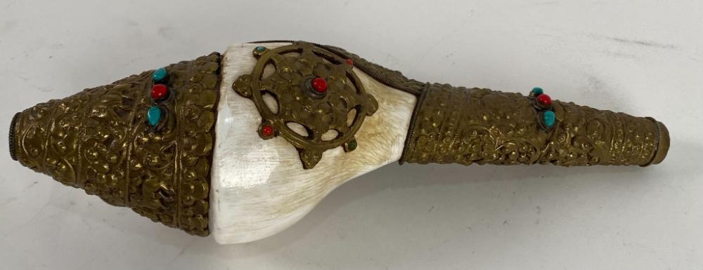 TIBETAN BRASS-MOUNTED CONCH SHELL