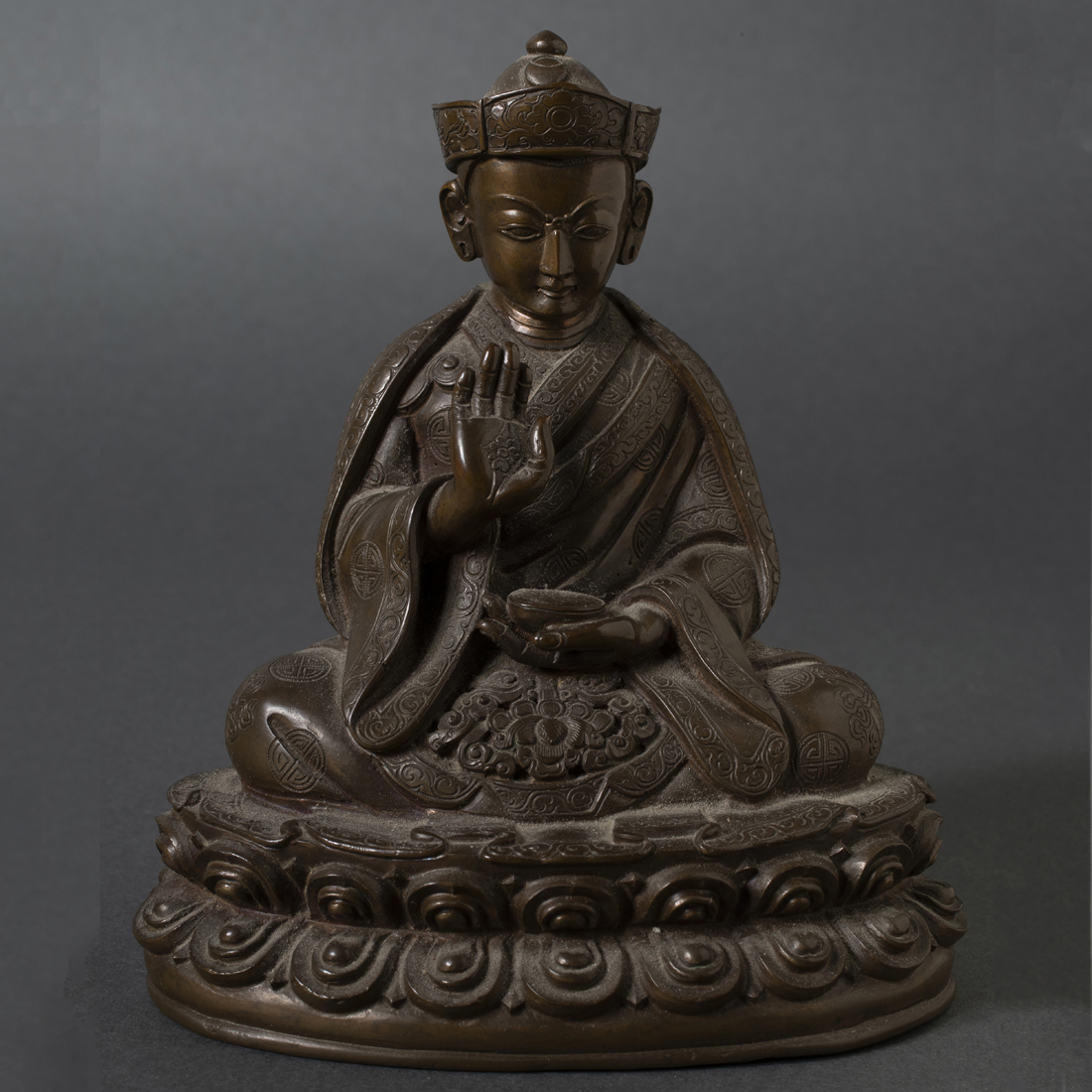 TIBETAN BRONZE FIGURE OF A LAMA
