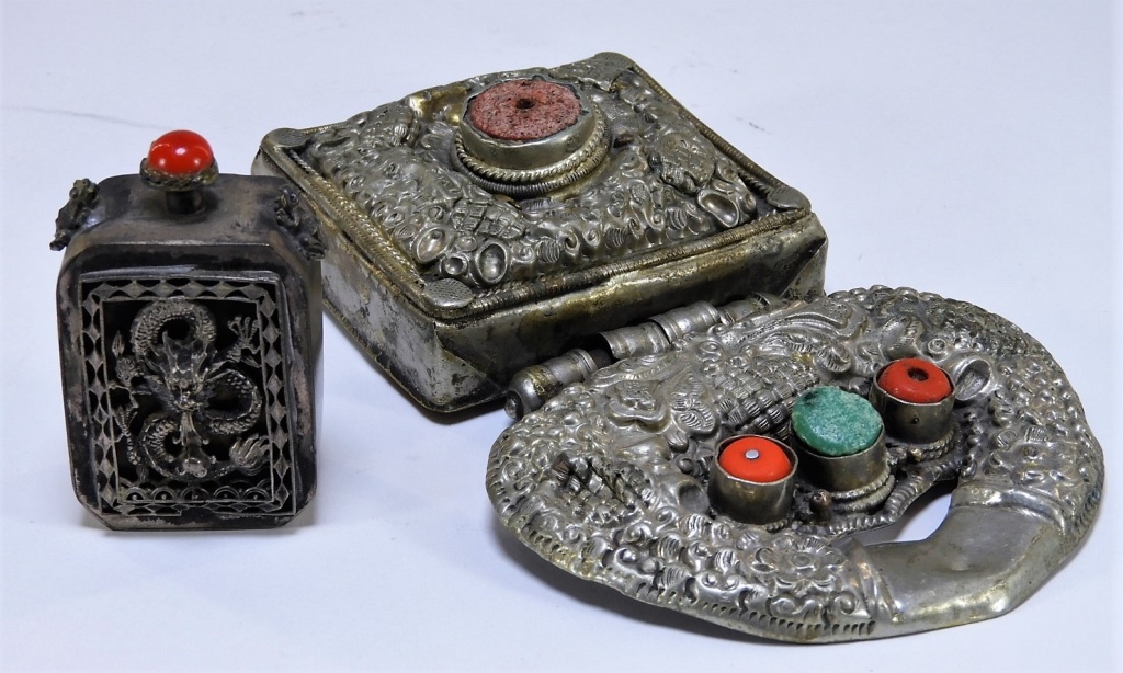 TIBETAN SILVER ALLOY HARDSTONE