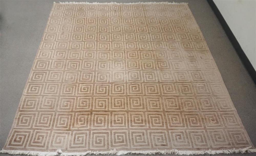 TIBETAN TWO-TONE BROWN RUG, 12 FT 3