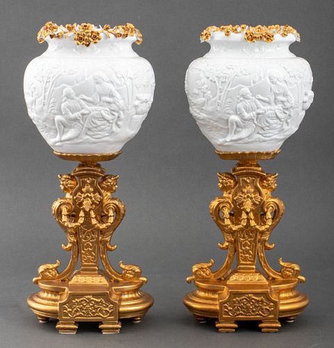 TICHE PORCELLANE D&#039;ARTS LAMPS,