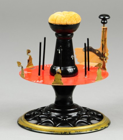 TIERED PENNSYLVANIA DECORATED PIN