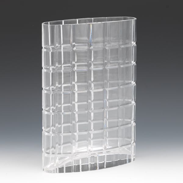 TIFFANY AND COMPANY CRYSTAL VASE,