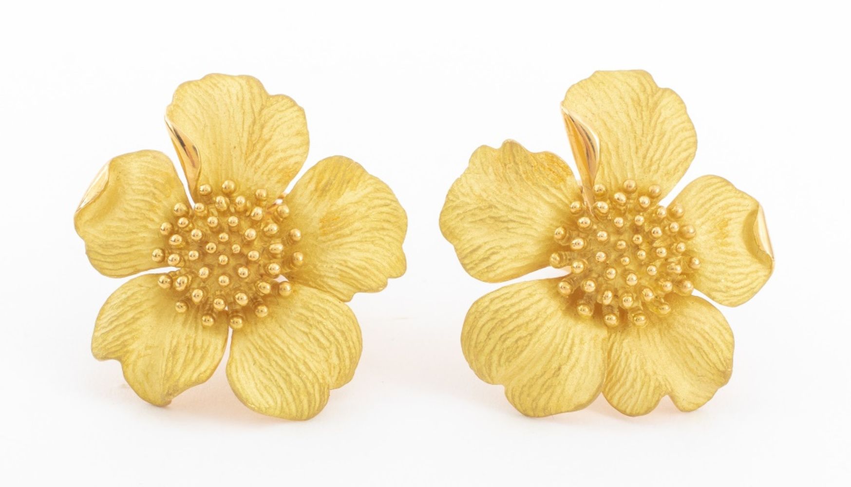 TIFFANY & CO. 18K CHERRY BLOSSOM