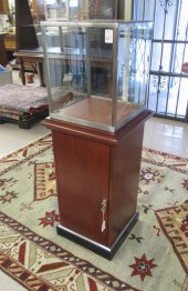 TIFFANY & CO. DISPLAY CASE ON