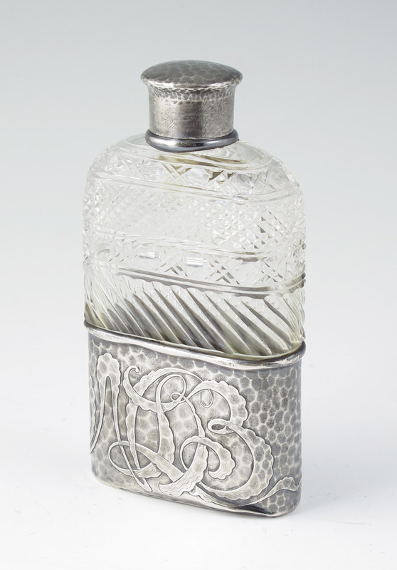 TIFFANY & CO. HAND HAMMERED