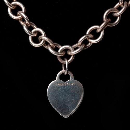TIFFANY & CO HEART CHAIN