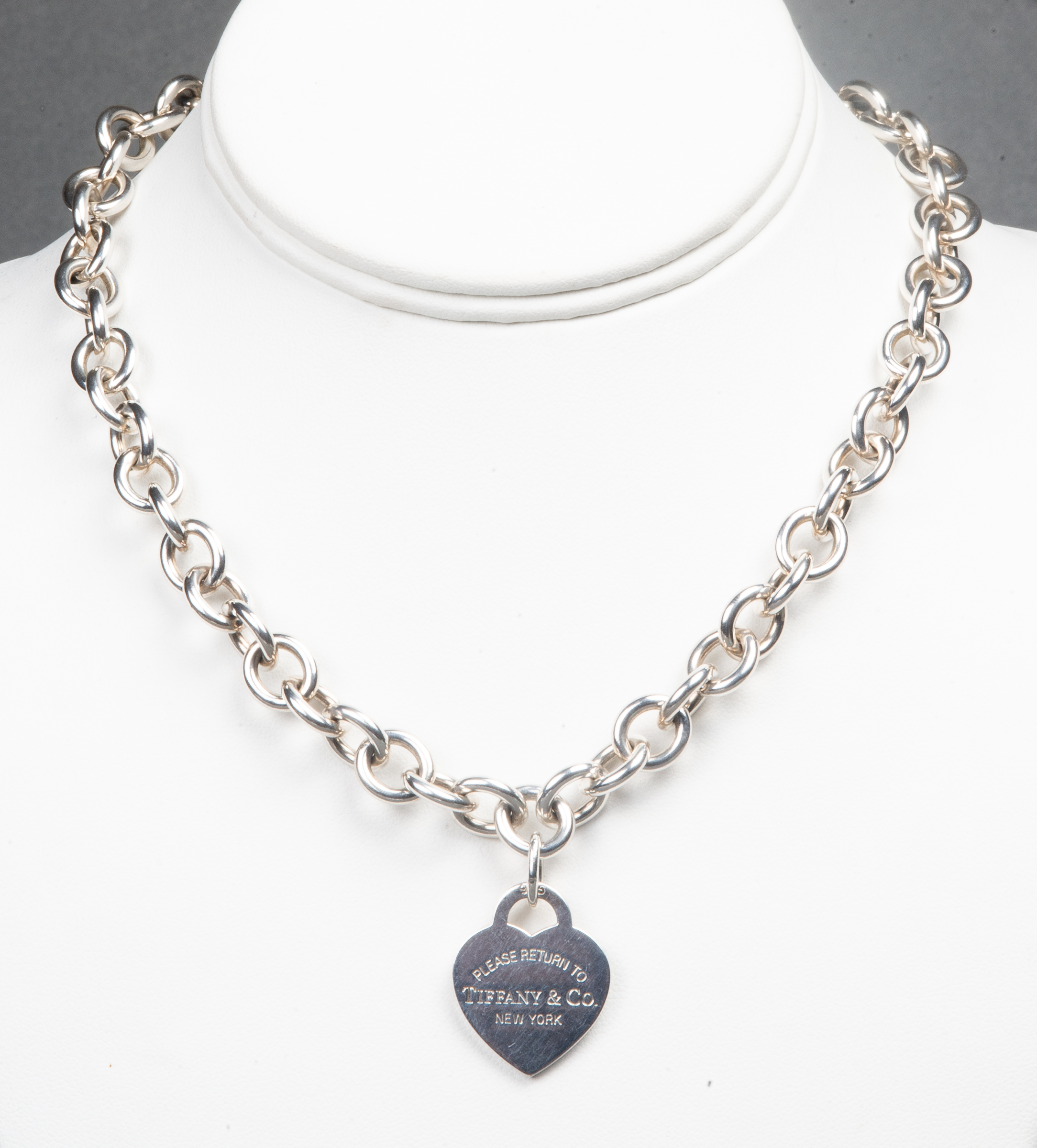 TIFFANY & CO. SILVER HEART CHARM