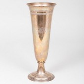 TIFFANY & CO. SILVER VASEMarke