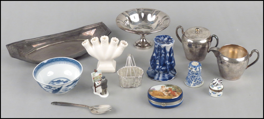 TIFFANY & COMPANY BLUE AND WHITE