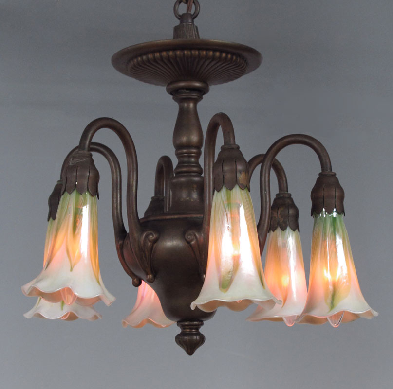 TIFFANY ERA HANGING LAMP WITH