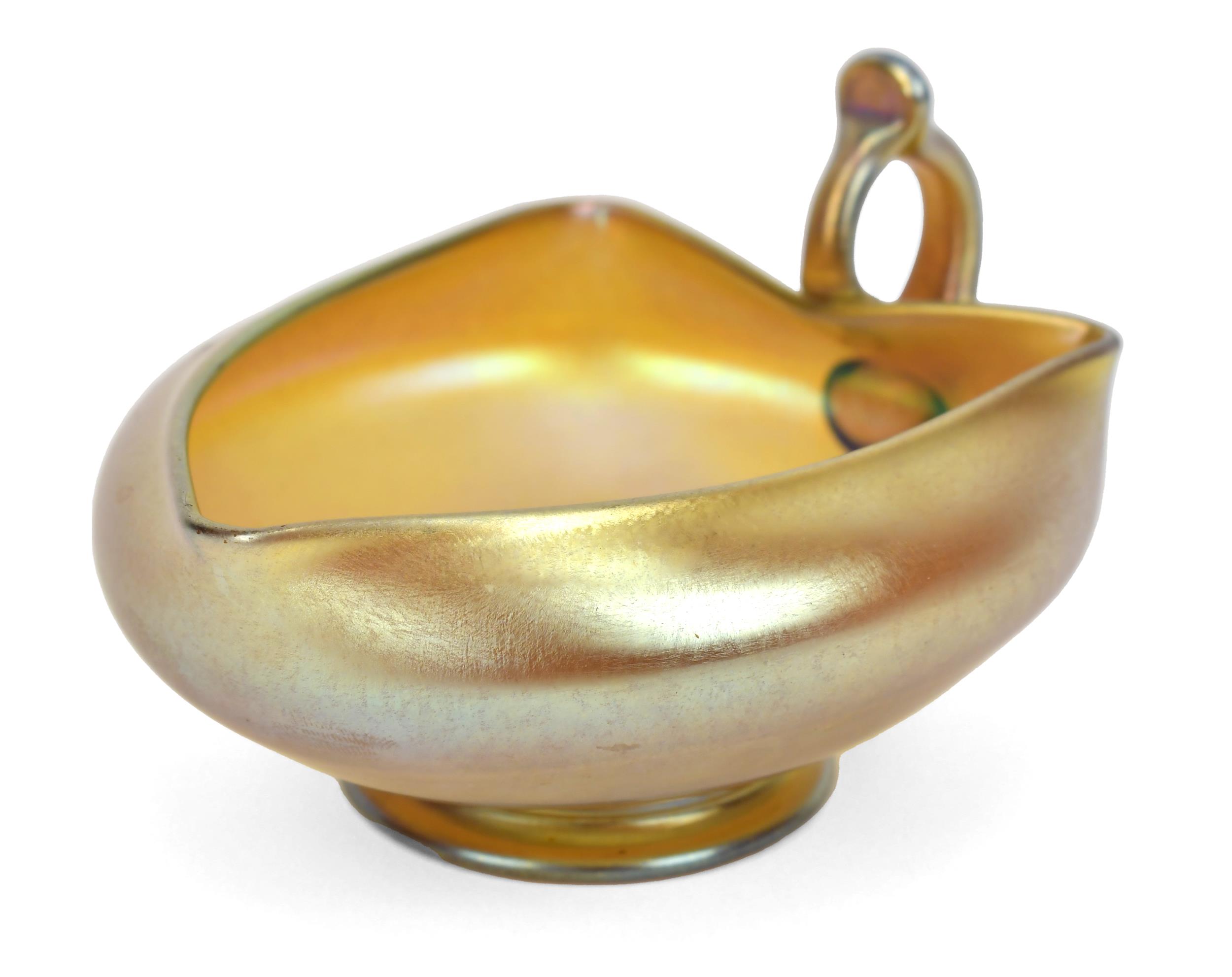 TIFFANY FAVRILE ART GLASS LEAF