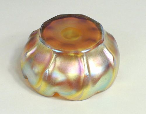 TIFFANY FAVRILE GLASS RIBBED