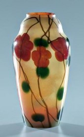 Tiffany nasturtium vase, gloss