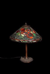 TIFFANY POPPY LEADED GLASS SHA