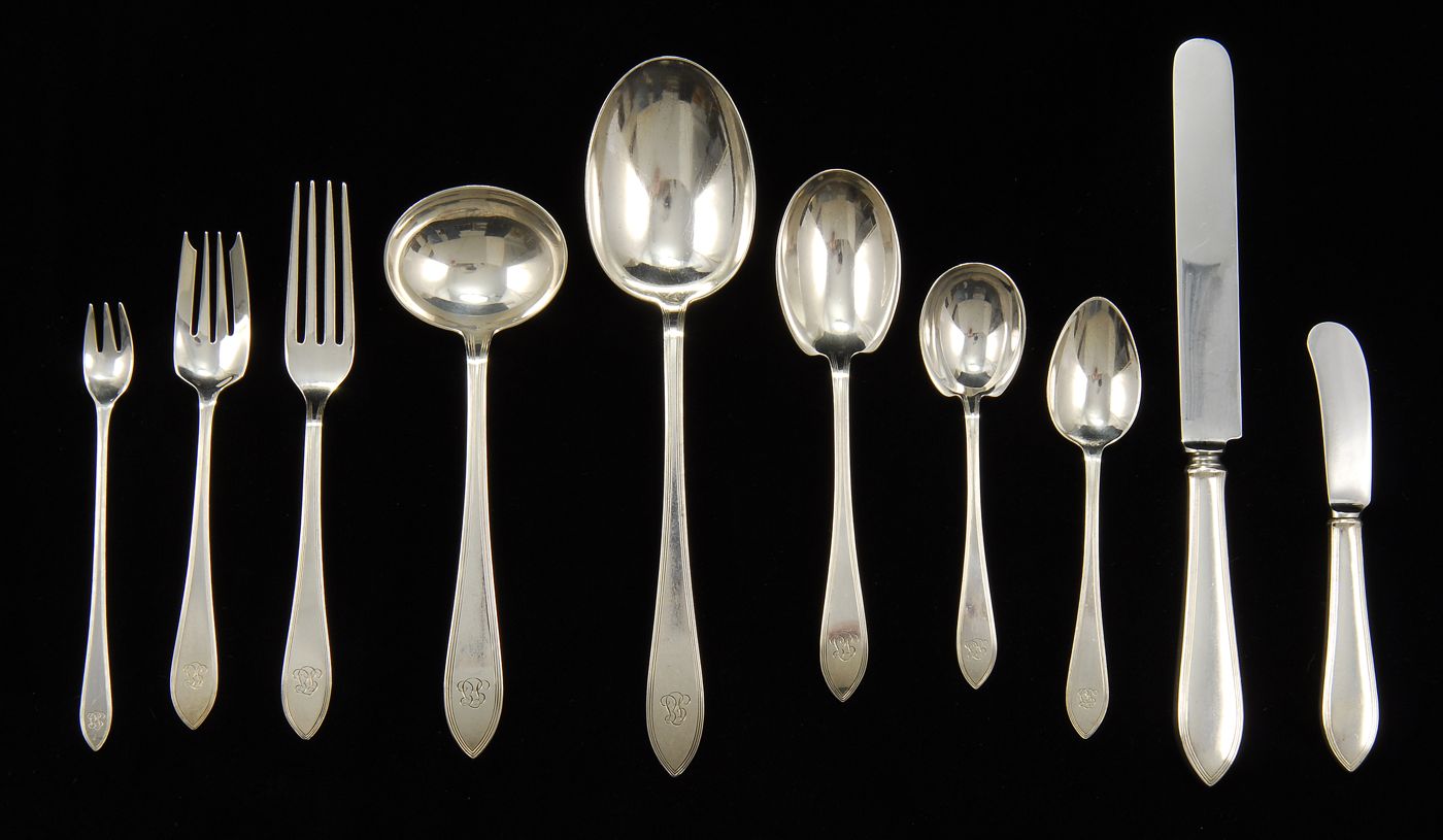 TIFFANY STERLING SILVER FLATWARE