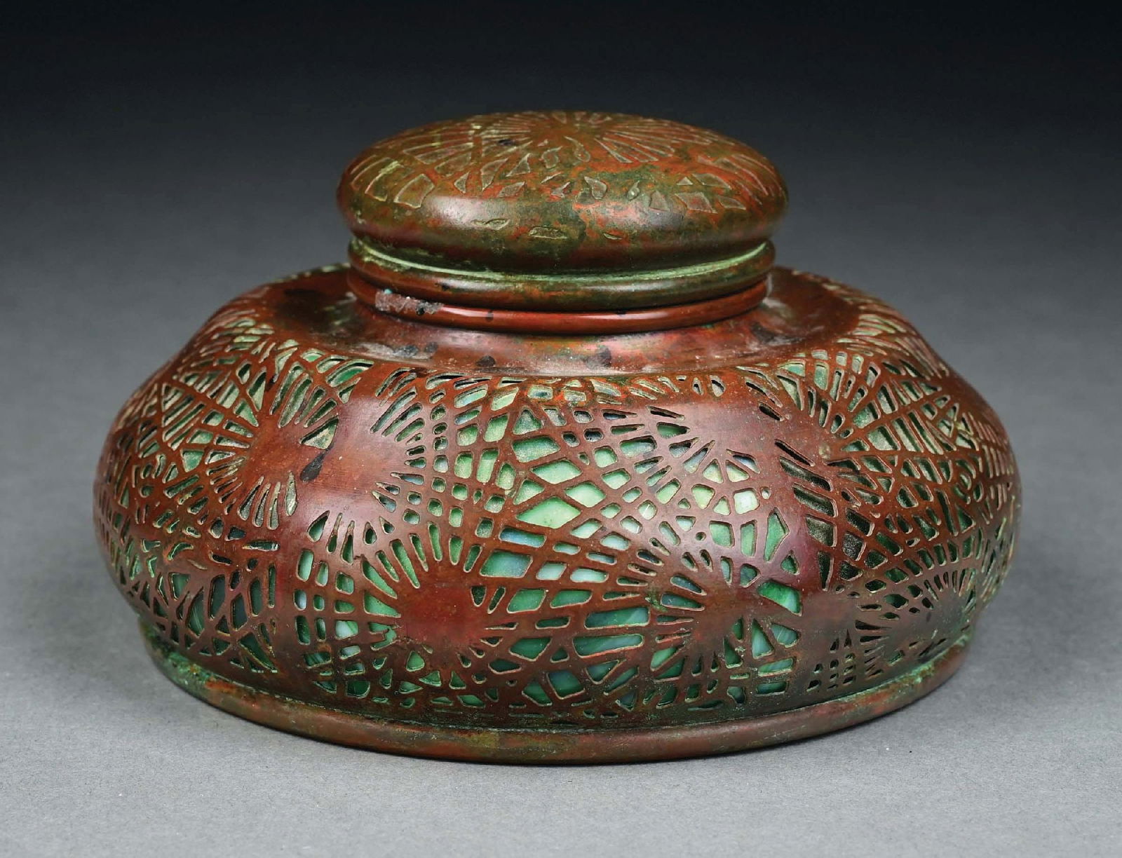 TIFFANY STUDIOS LARGE PINE NEEDLE