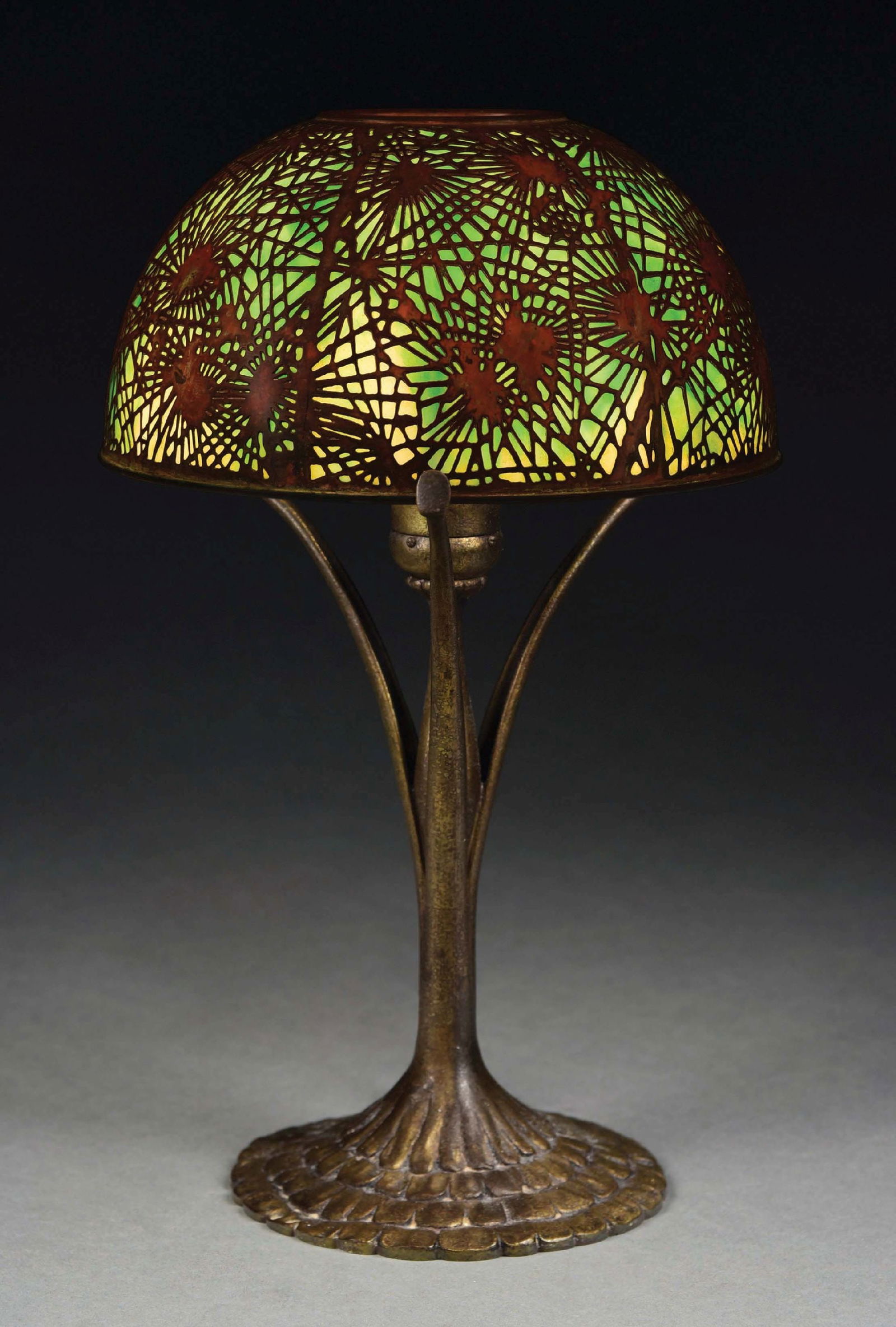TIFFANY STUDIOS PINE NEEDLE OVERLAY