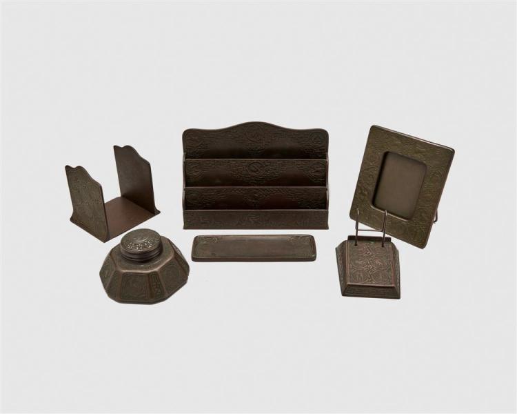 TIFFANY STUDIOS SEVEN PIECE