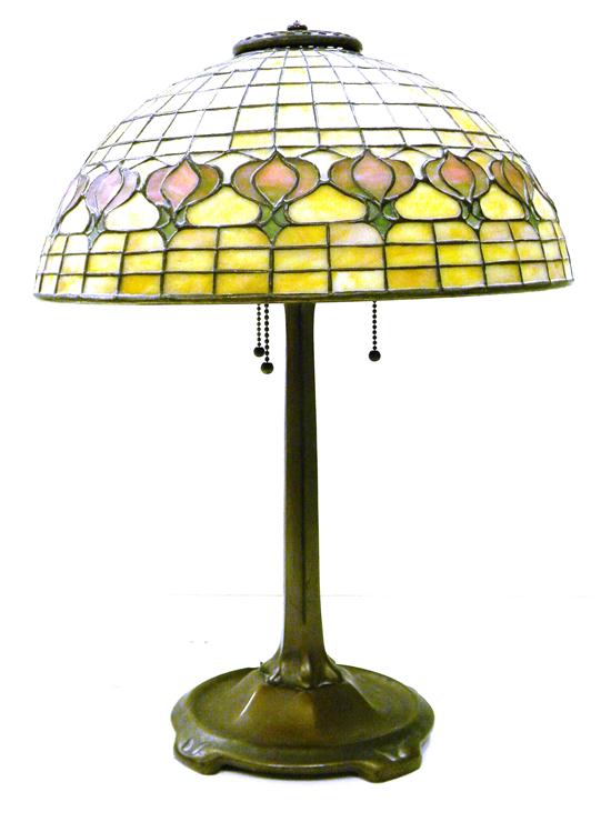 Tiffany Studios table lamp 