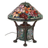 TIFFANY STYLE STAINED GLASS BR