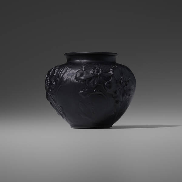 Tiffin Glass Co.. Vase. c. 1930,